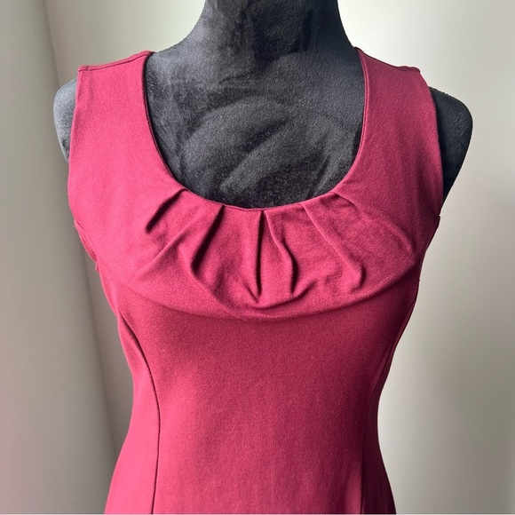 Garnet Pleated Ruched Mini Cocktail Dress - Picture 9 of 10